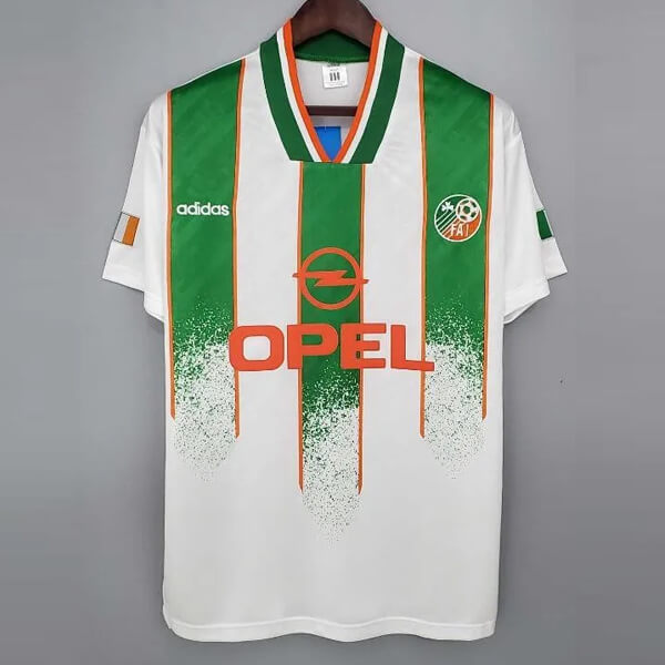 Retro Ireland Away Football Shirt 1994
